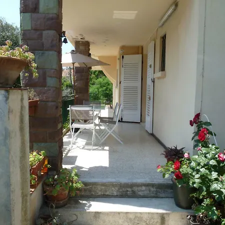 Apartment Ginette *